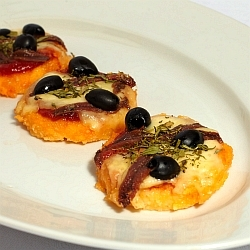 Nevíte, co zdravého a chutného uvařit? Vyzkoušejte bezlepkovou polentu z kukuřičné mouky!