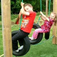 S doplňky pro posilování a sportování budou dětská hřiště rádi využívat i vaše větší a starší ratolesti!